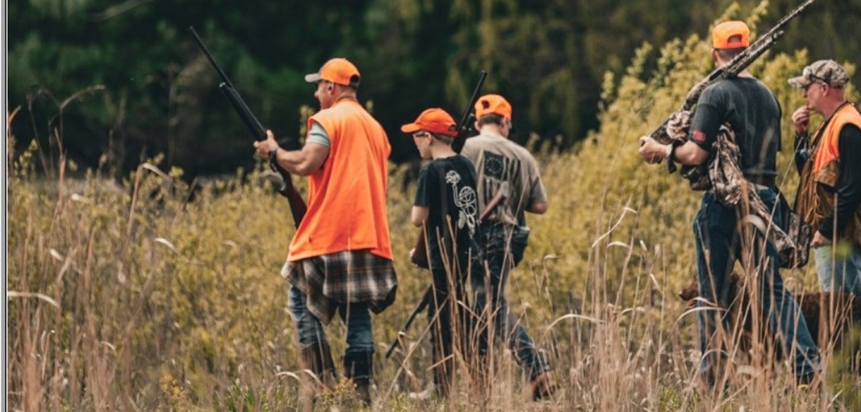 Rooster Ranch has more to offer! 12 completely separate hunting parcels all include grain, sorghum, creeks, switch grass, grasses, fence rots, brush, wood - lots, ponds, water holes for your dog. OUR CLUBHOUSE (7000 SQ. FT. ) offers 3 restrooms, as well as a place to relax and enjoy lunch! Private meeting room. Come join us for an enjoyable hunting experience.